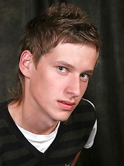 Horny twink gay boy gets naked and posing