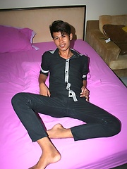 Gay was happy to shoot his cum all over asian face