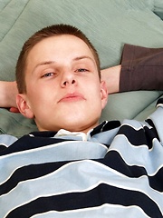 Innocent иoy looks like an angel