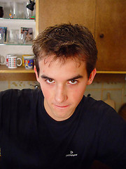 Sporty twink poses with his sexy underpants off