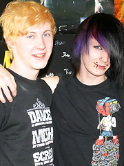 Alternative gay boy Tyler Ellis fucks Cody Andrews