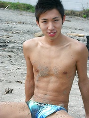 Sexy boy from Tokyo Leo Oda