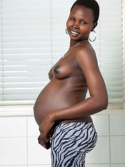 Pregnant Black Women
