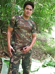Military jungle guy jerking