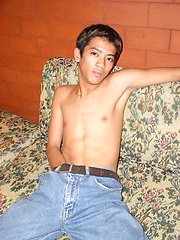 Straight thai boy solo scene