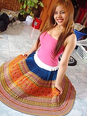 Sexy Asian teen gets her mounth full of cum