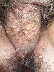 Asian amateur shows her tight juicy pussy